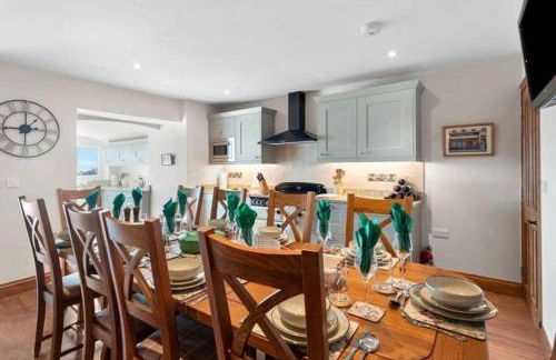 Pendine Sands Edith Villas - a luxury seaside home with beautiful sea views - Photo 29