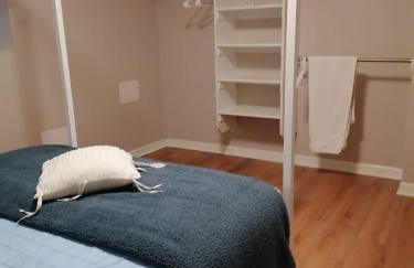 Great motherlaw apartments with your own entrance! - Foto 37