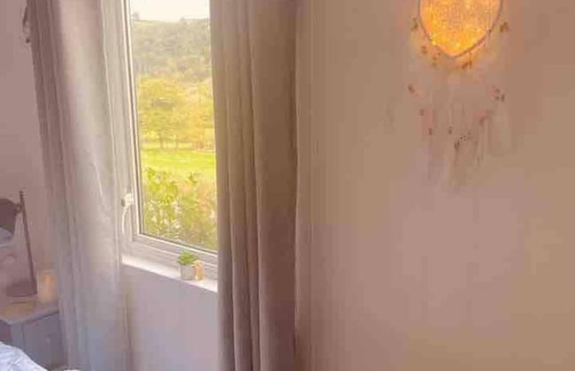 A Beautiful, Unique Lodge, Made for two - Photo 8