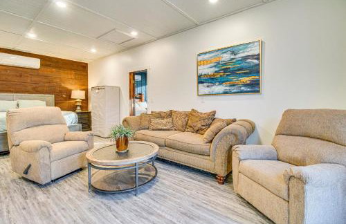 Fish House with Deck, Fire Pit and River Views - Foto 32