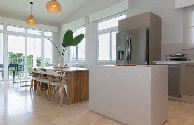 The Couples Condo by Acomodo - Photo 7