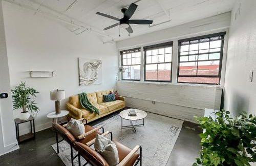 Sleepover Charming 1BD 1BA Wichita Lofts - Foto 35