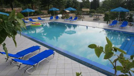 Blue White Apartments - Kefallonia Poolside Retreats - Foto 5, sunbed