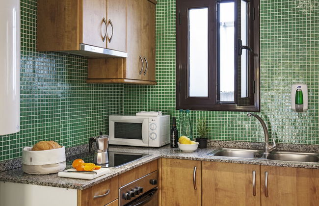 AinB Las Ramblas-Guardia Apartments - Photo 29