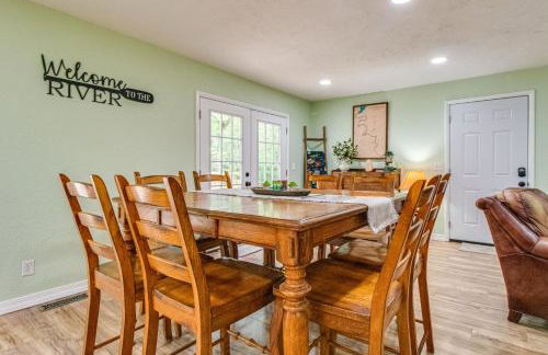 Cotter Home with Deck about 1 Mi to Big Spring Park! - Foto 11