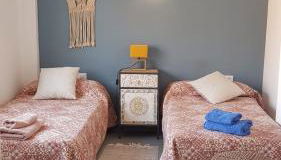 Apartamentos Hawaii - Parking y 50 mt del Arenal - Foto 2