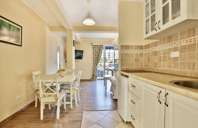 Marinero Apartments - Photo 16