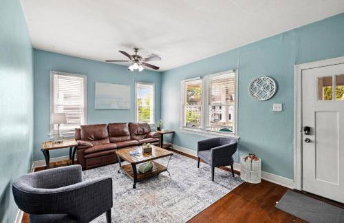 The Starboard at M Historic Lost Bayou Retreat Walk to Beach Sleeps 6 - Foto 12