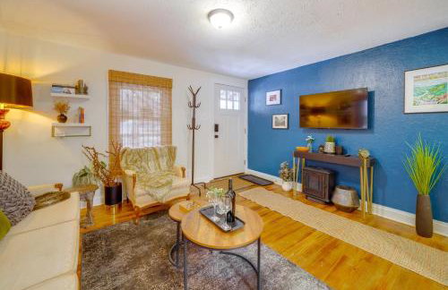 Walk to Dtwn Fayetteville Family Home with Fire Pit - Foto 5