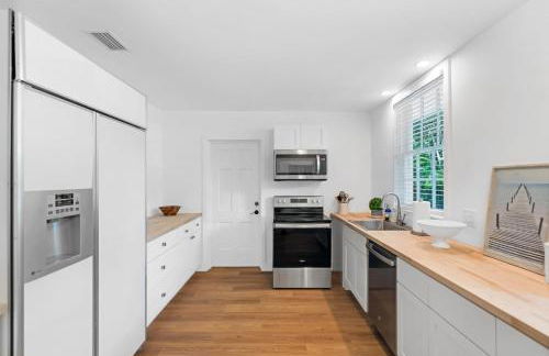 Memory Lane Cozy Home with Pool Lush South Miami - Foto 23