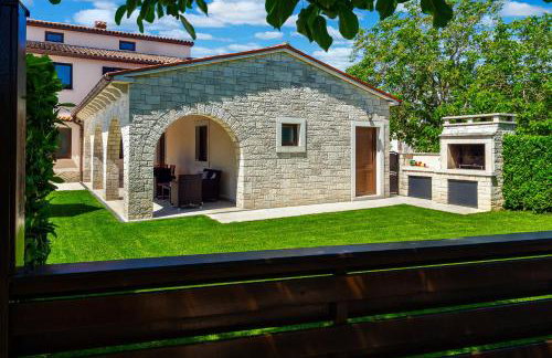 Holiday house Casa Mia with a private swimming pool - Foto 11