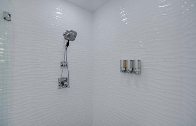 Steps to Beach Heated Pool - Foto 19