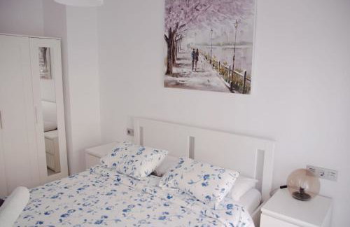 Apartamento Moderno con Piscina y Aparcamiento - Foto 13