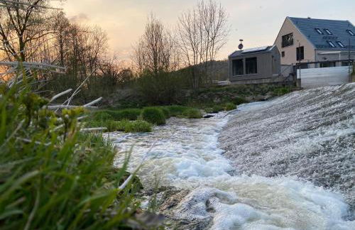 Freistehendes Ferienhaus Renkenmühle näher kann man am Wasser nicht wohnen - Foto 1