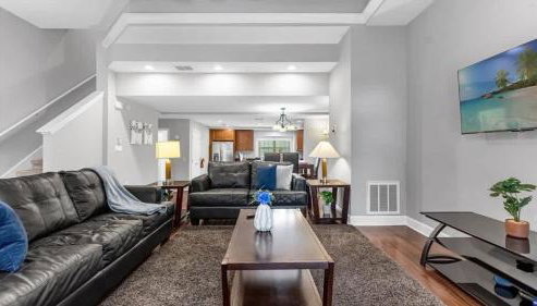 Sunny Summer Magic - Stay in TownHome by Disney - Photo 2