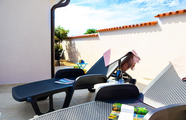 House Of Good Vibrations Indy - Foto 24