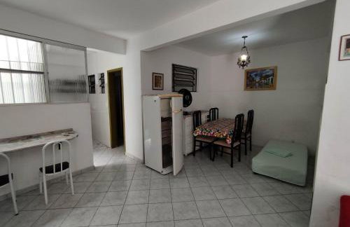 Seu Apto Centro 7 Excelente Local 5 Camas Até 6 Pessoas 2Q Ar Cond Geladeira Fogao TV Bem Simples Econômico - Foto 10