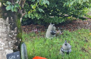 Gîte Le Puy Martineau piscine privée intérieure chauffée terrain arboré à 10 min du Puy du Fo - Foto 41