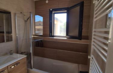 Villa neuve avec piscine,Jacuzzi aux portes du Verdon - Foto 19