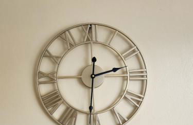 Spacious, 3 double bedroomed, free parking, 9 mins Elland Rd, nr Leeds City Centre - Foto 41