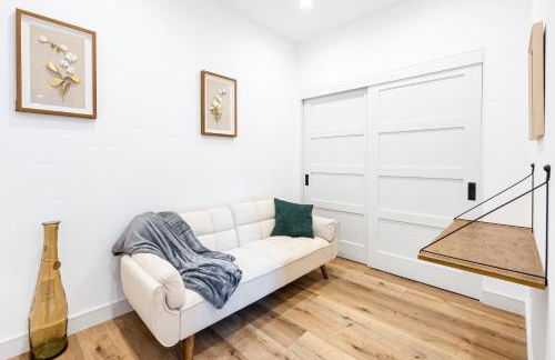 Sky Haus LA - Photo 10