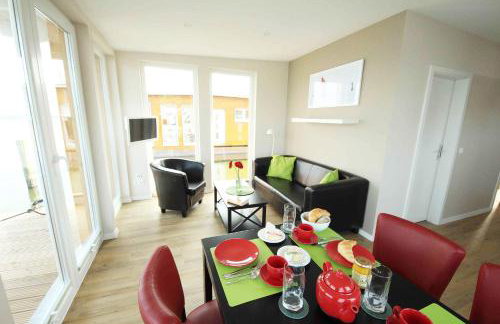 Komfort-Hausboote am Naturhafen Krummin - Foto 4