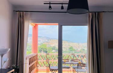 Hill View Benalmadena Appartment with fresh renovation - Foto 8