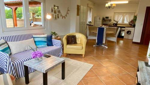 La Casuca del Postillo (Bajo con jardín y piscina) - Foto 4