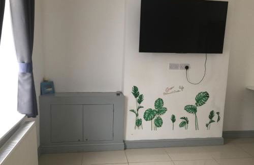 Dane Guest House Free Parking Fast WiFi Modern Living - Foto 10