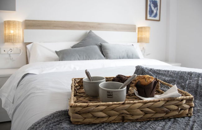 Oliva Suites - Photo 7