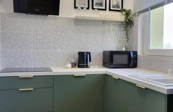 MoreLove II - Photo 2