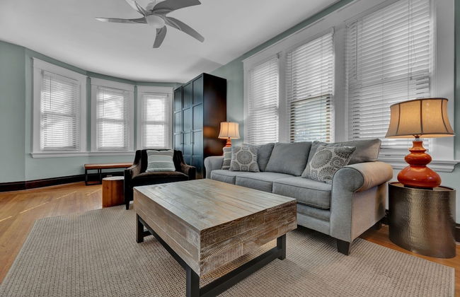 Oakley Square 3br Charmer - Total Walkability 3 Bedroom Home by RedAwning - Foto 15