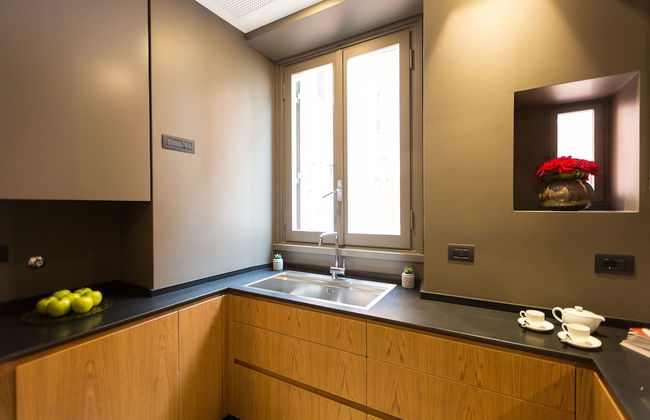 Amazing View Colosseo - Photo 23