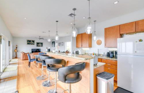 BBQs and Decks Oceanfront Surfside Beach Home - Photo 9