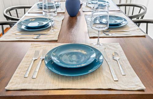 Book Now!- Fenced Yard - BBQ Grill & 4 Tvs -Luxury Getaway -Floyd's Freedom- - Foto 33