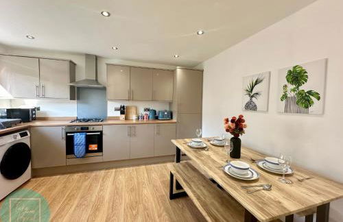 Charming 2BR Swinton House -Close to Manchester City Center - Foto 10