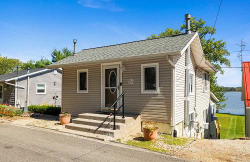 Lakefront Home on Pike Lake with Private Dock and Firepit - Foto 19