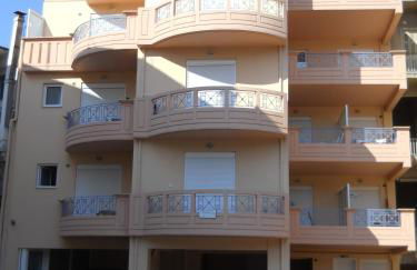 Demi DS, E1 - Photo 18