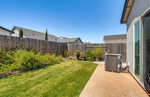 Fenced-In Yard Apt 7 Mi to Westfield Galleria - Foto 21