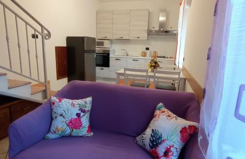 LITTLE FLOWER - Foto 1