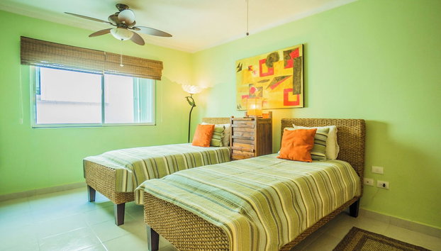 Margaritas Penthouse Condo - Foto 5, Habitación