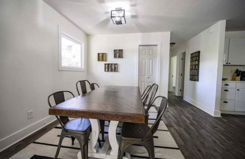 Gorgeous Renovated Home With Large & Private Lot - Foto 10