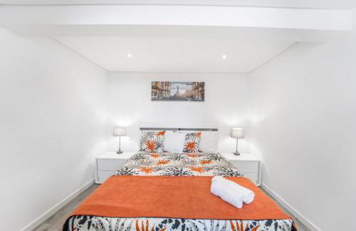 Brand new private modern apartment with Patio and Sea View - Photo 13