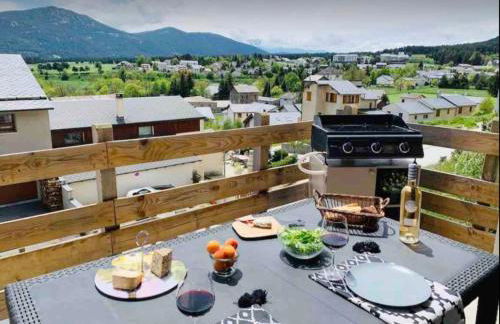 Charmant duplex, 110m2, 7 minutes des pistes, 8 couchages, belle vue sur les montagnes, cheminée - Foto 3