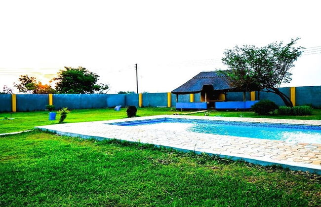 Sweet Retreat Lusaka with Backup Power - Photo 23