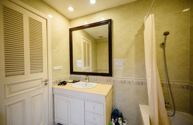 City View Apartment - Photo 77