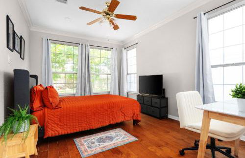 Hidden Gems with Pool and Game room - Foto 15