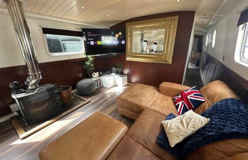 Selene Unique Luxury Houseboat Experience - Foto 41