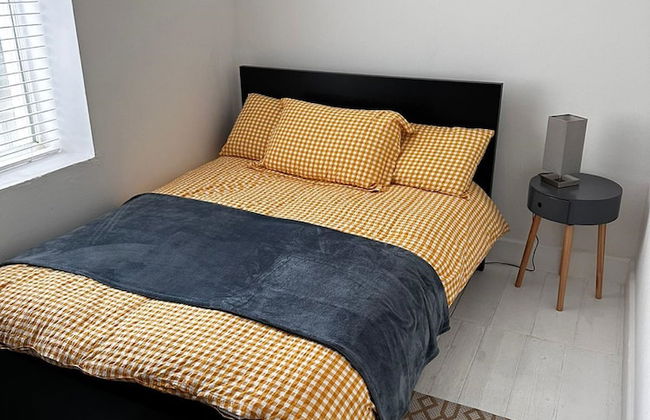 Seaside Haven Coastal Comfort 200m from the Beach - Foto 7