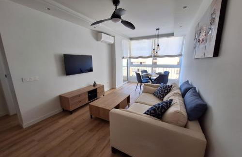 SEAFRONT APARTMENT - Photo 11